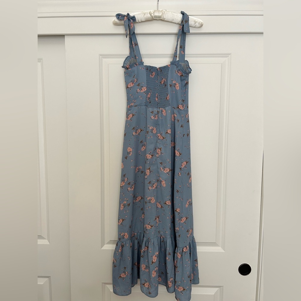 Floral Blue Midi Dress - Picture 3 of 5